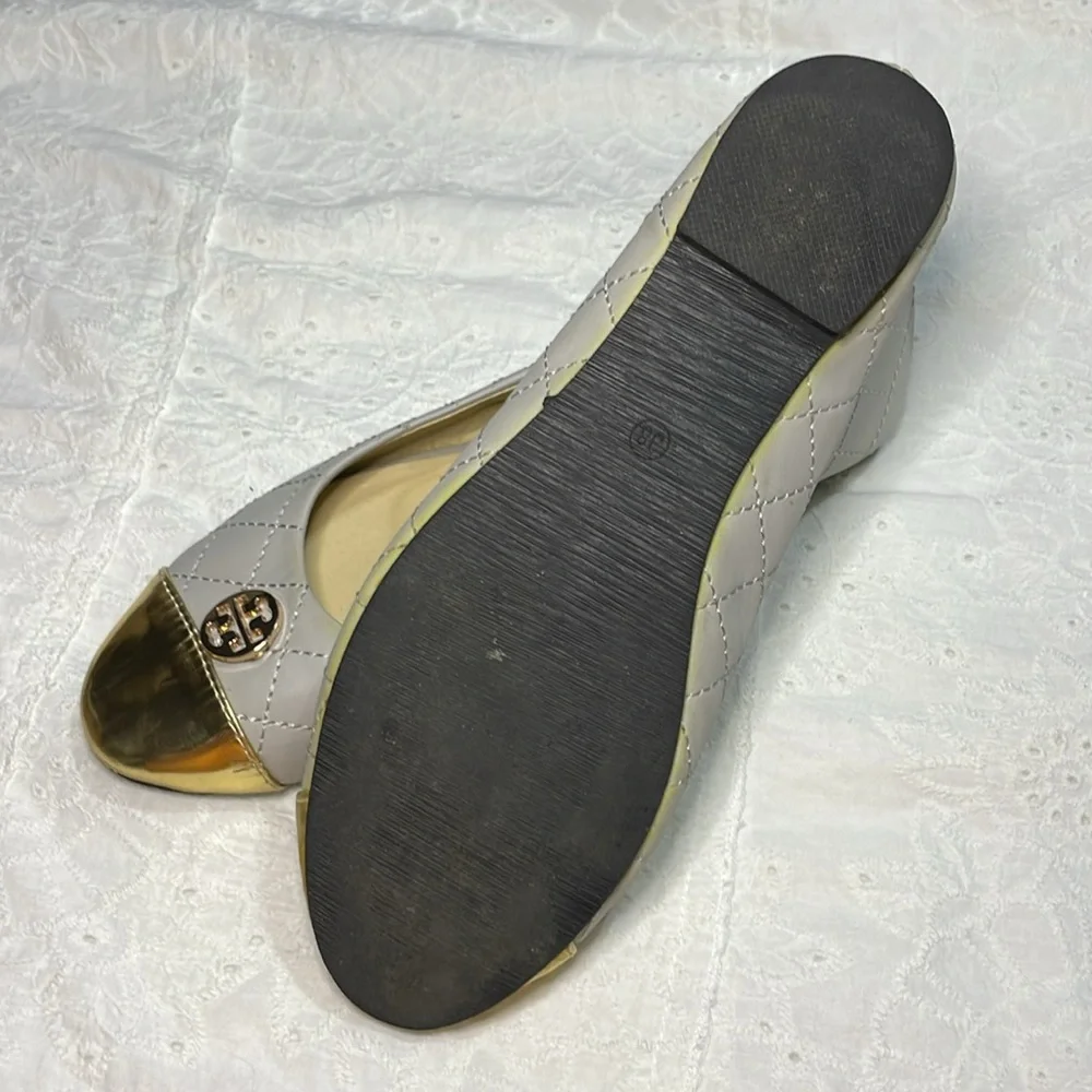 HP!! Tory Burch Gray & Gold Ballet Flats with Logo Medallion - Picture 9 of 12